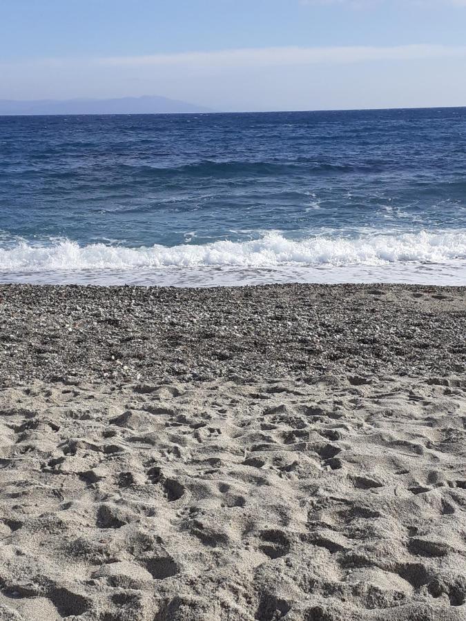 Αqua Dream Beach Apartment 科斯镇 外观 照片